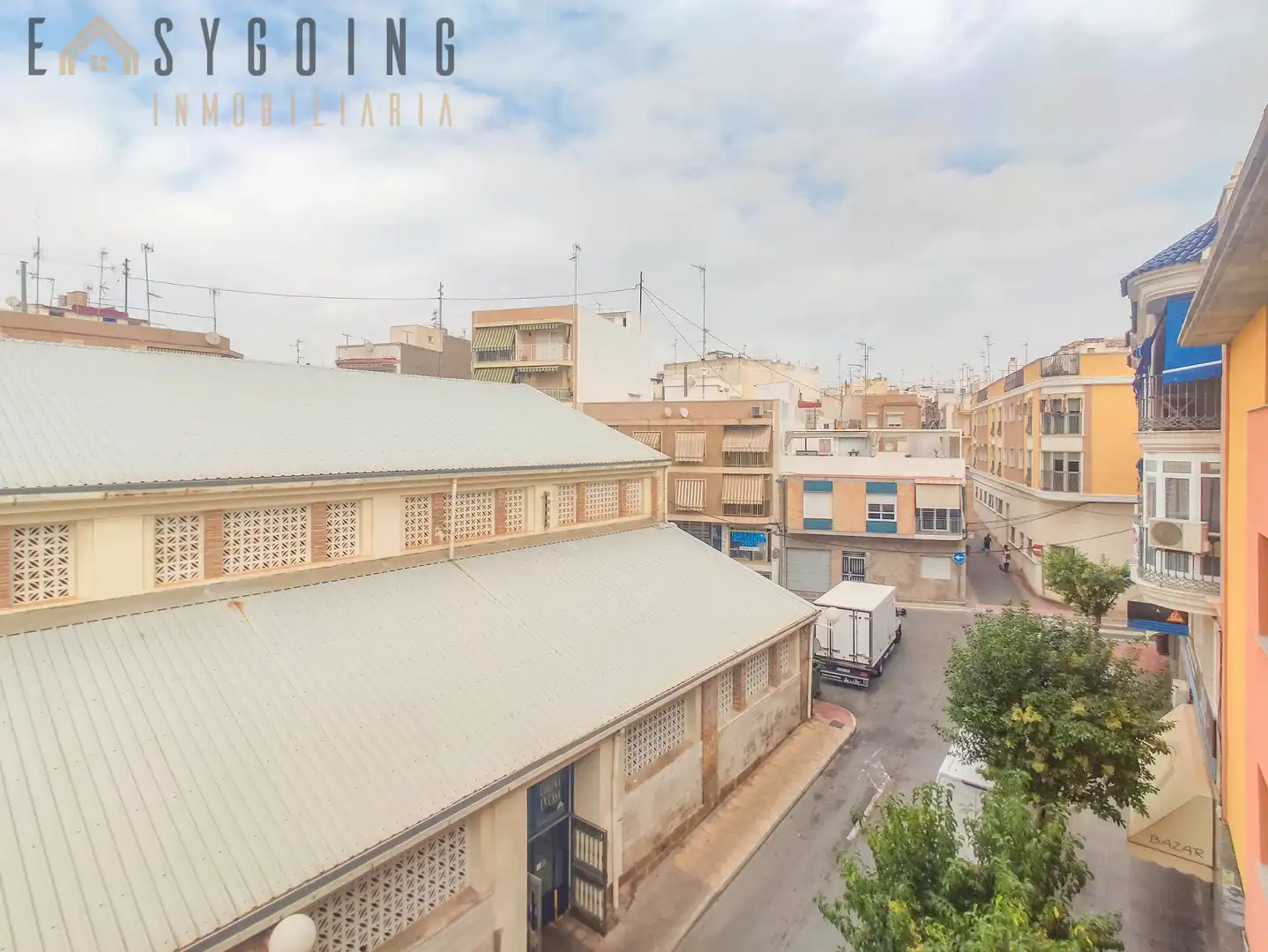 Vista exterior de Edificio en venta en Santa Pola