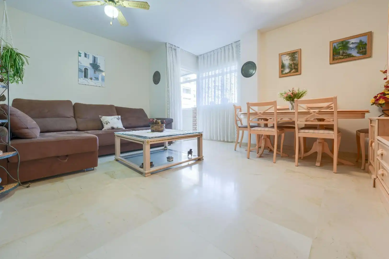 Sala de estar de Piso en venta en Sevilla