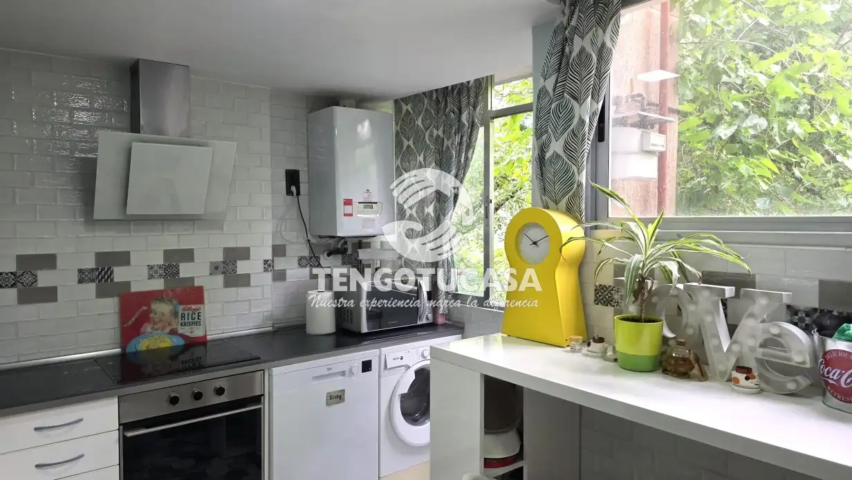 Cocina de Piso en venta en Madrid con Amueblado