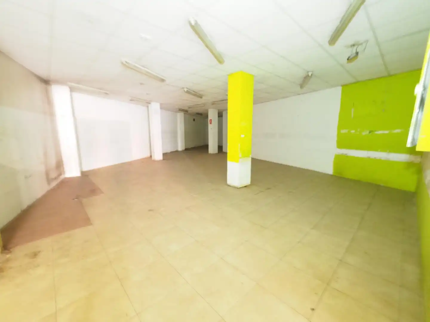 Local comercial en venda a Barri Antic, imagen 2