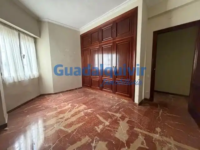 Living room of Flat for sale in Sevilla  with Terrace and Balcony