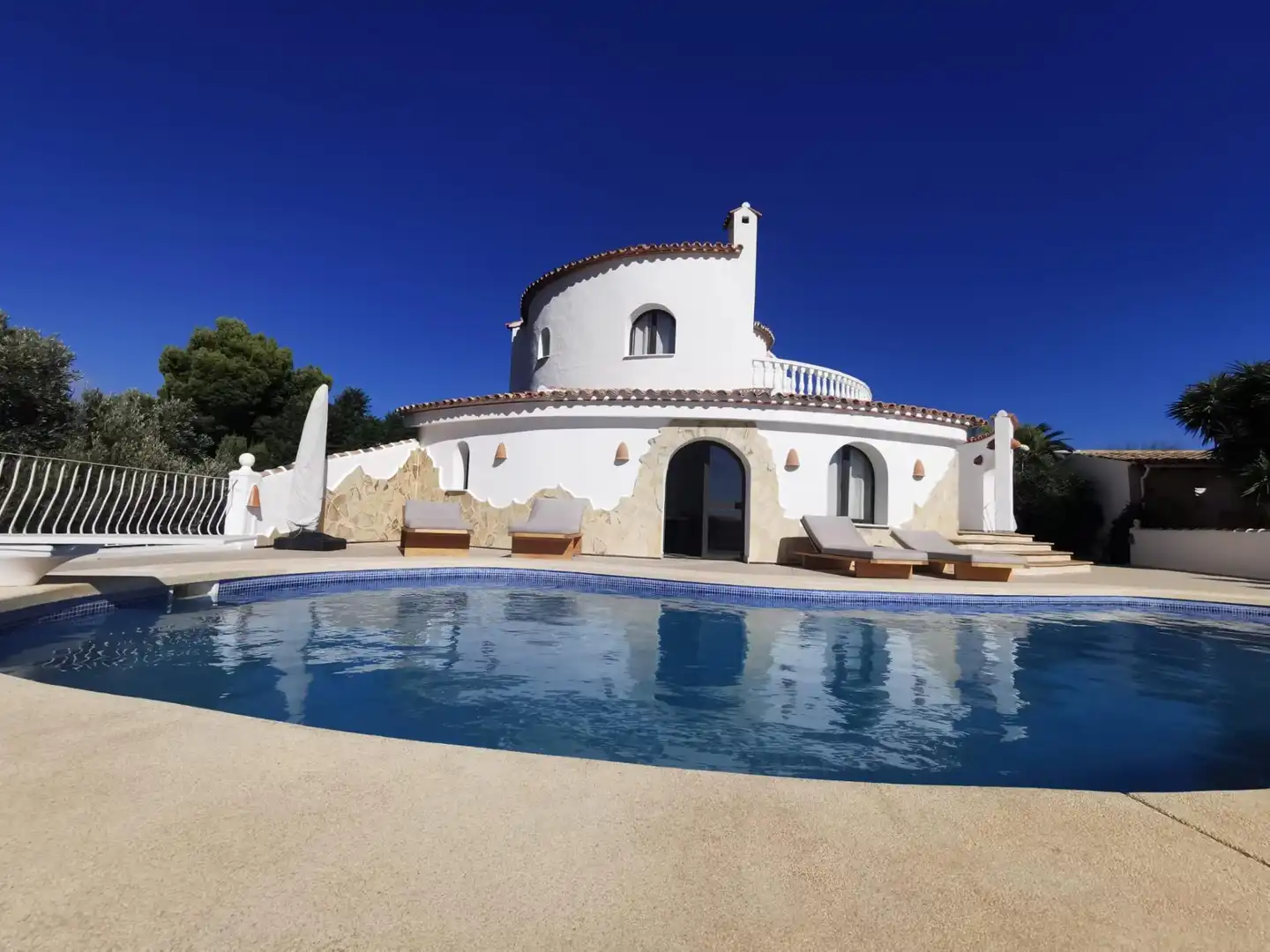 Chalet con piscina en venta en PP CDS ENCINAS 78
