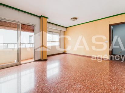 Sala d'estar de Pis en venda en  Valencia Capital amb Balcó