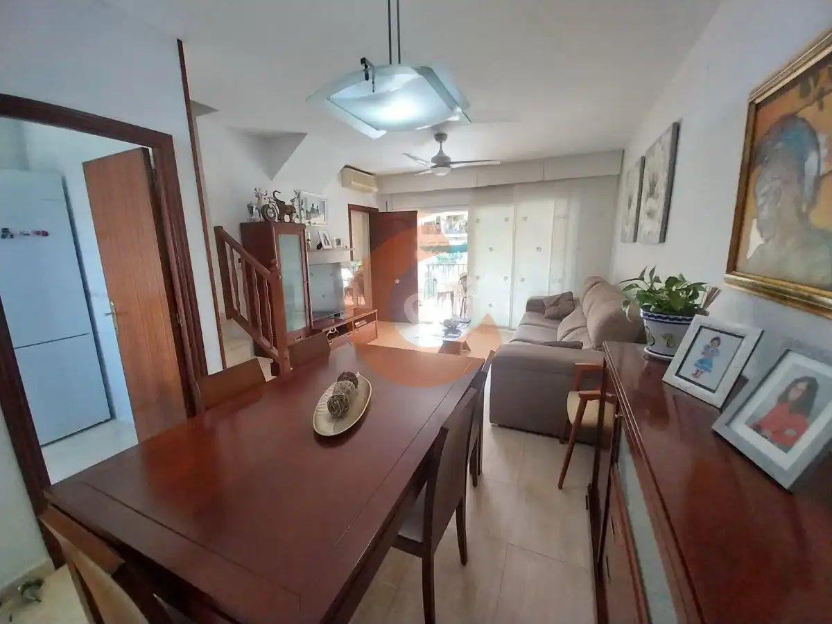 Casa con terraza en venta en Garona, imagen 5
