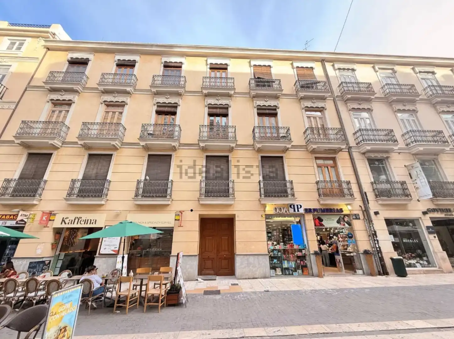 Vista exterior de Piso en venta en Valencia con Aire acondicionado, Calefacción y Jardín privado