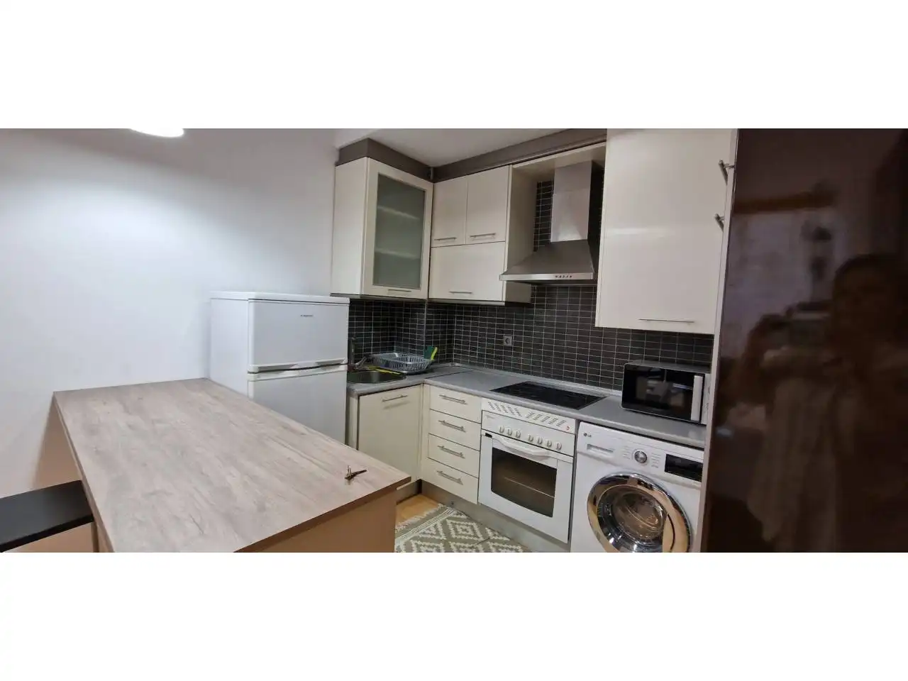 Kitchen of Flat for rent in Cartagena  with Air Conditioner, Heating and Furnished