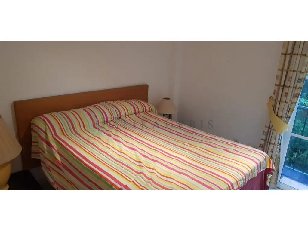Habitación de Piso de alquiler en Mijas con Aire acondicionado, Jardín privado y Terraza