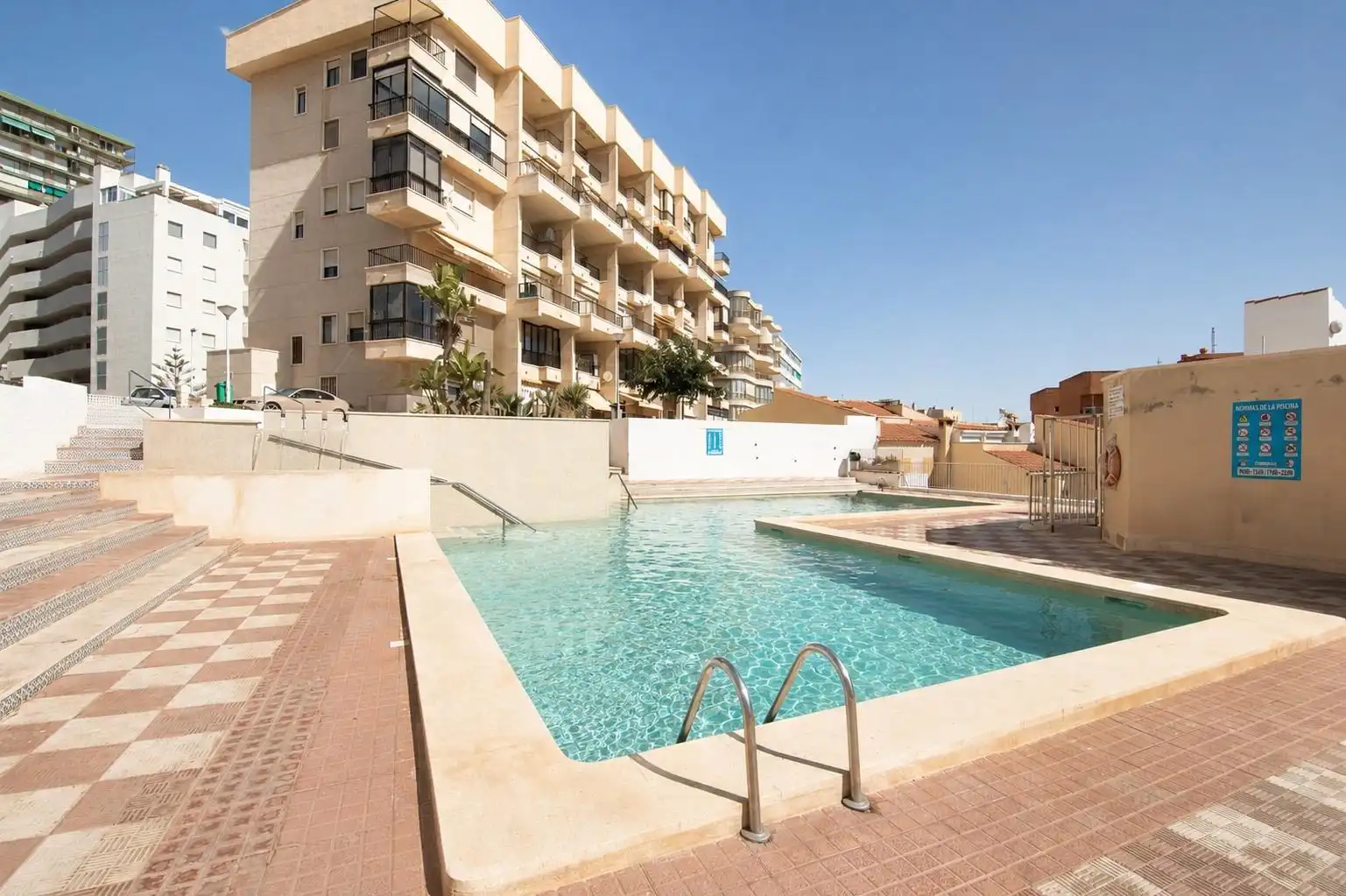 Bungalow amb terrassa en venda a Calle ISLAS BALEARES, imagen 29