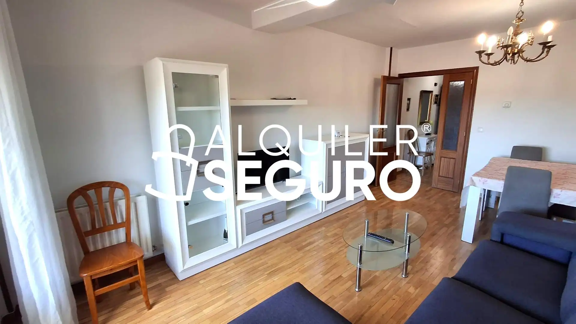 Sala d'estar de Pis de lloguer en Ávila amb Calefacció, Terrassa i Moblat