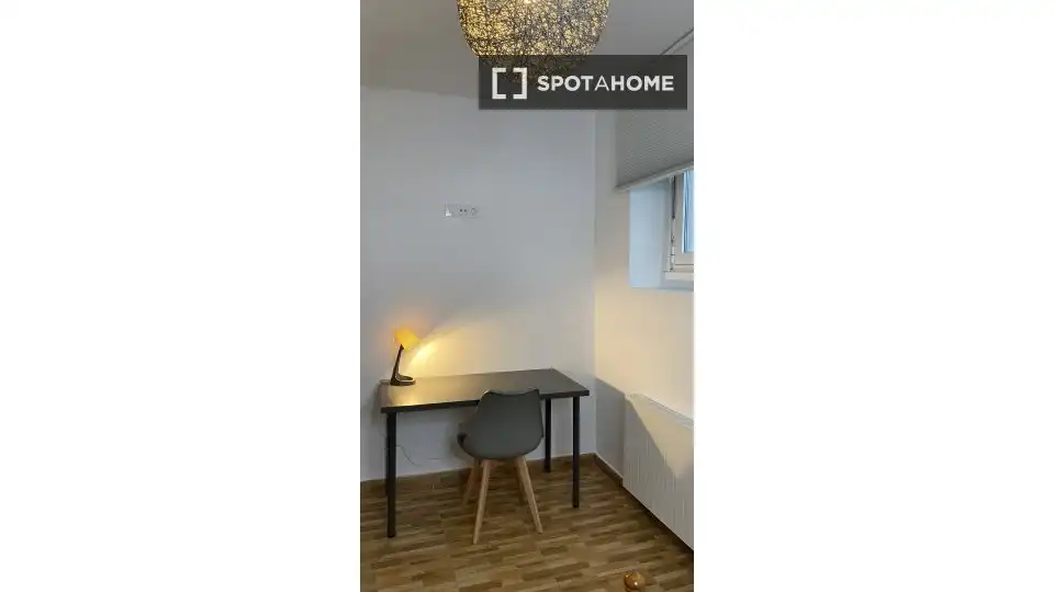 Vista exterior de Apartament per a compartir en Vigo  amb Aire condicionat, Calefacció i Terrassa