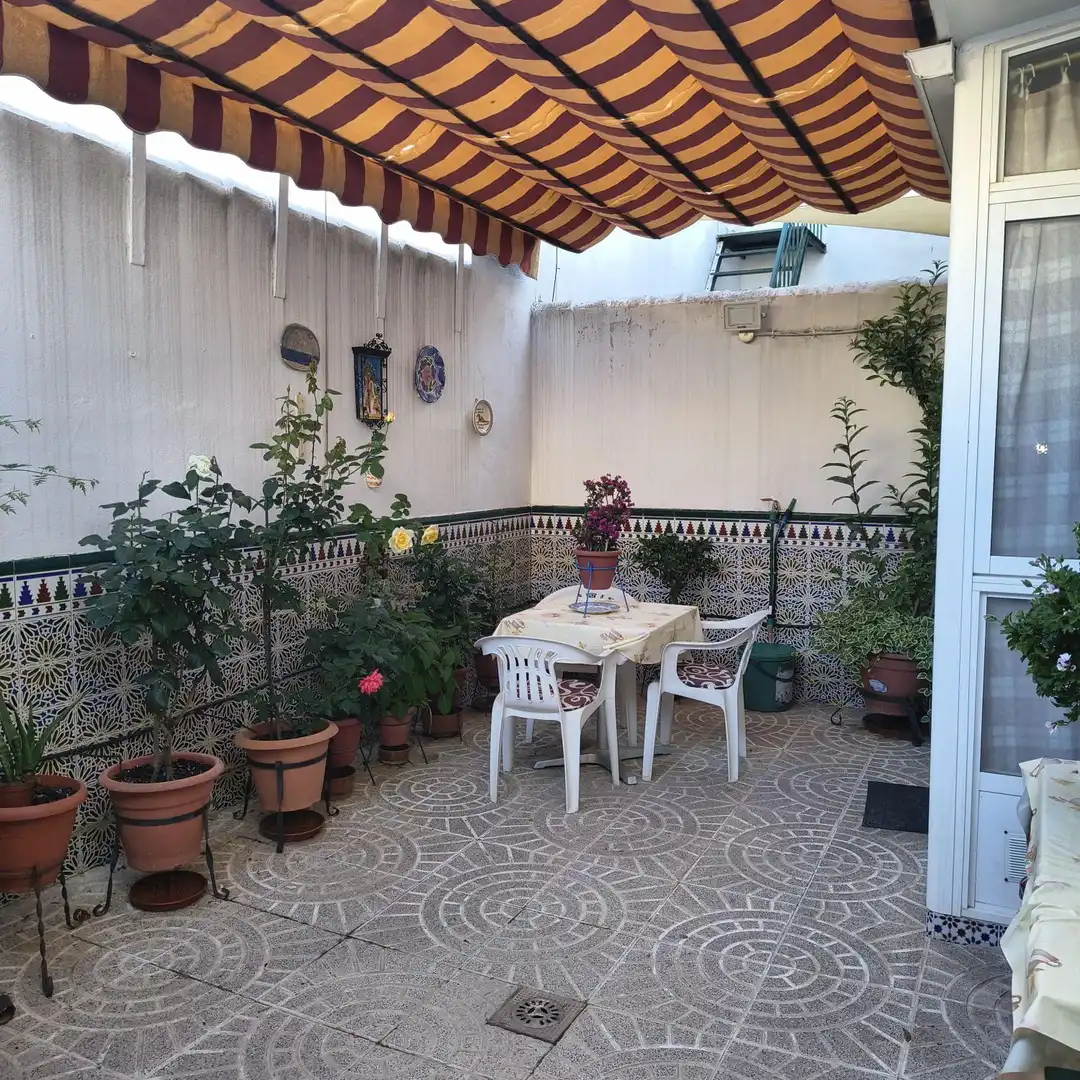 Terrassa de Casa o xalet en venda en Linares amb Aire condicionat i Balcó