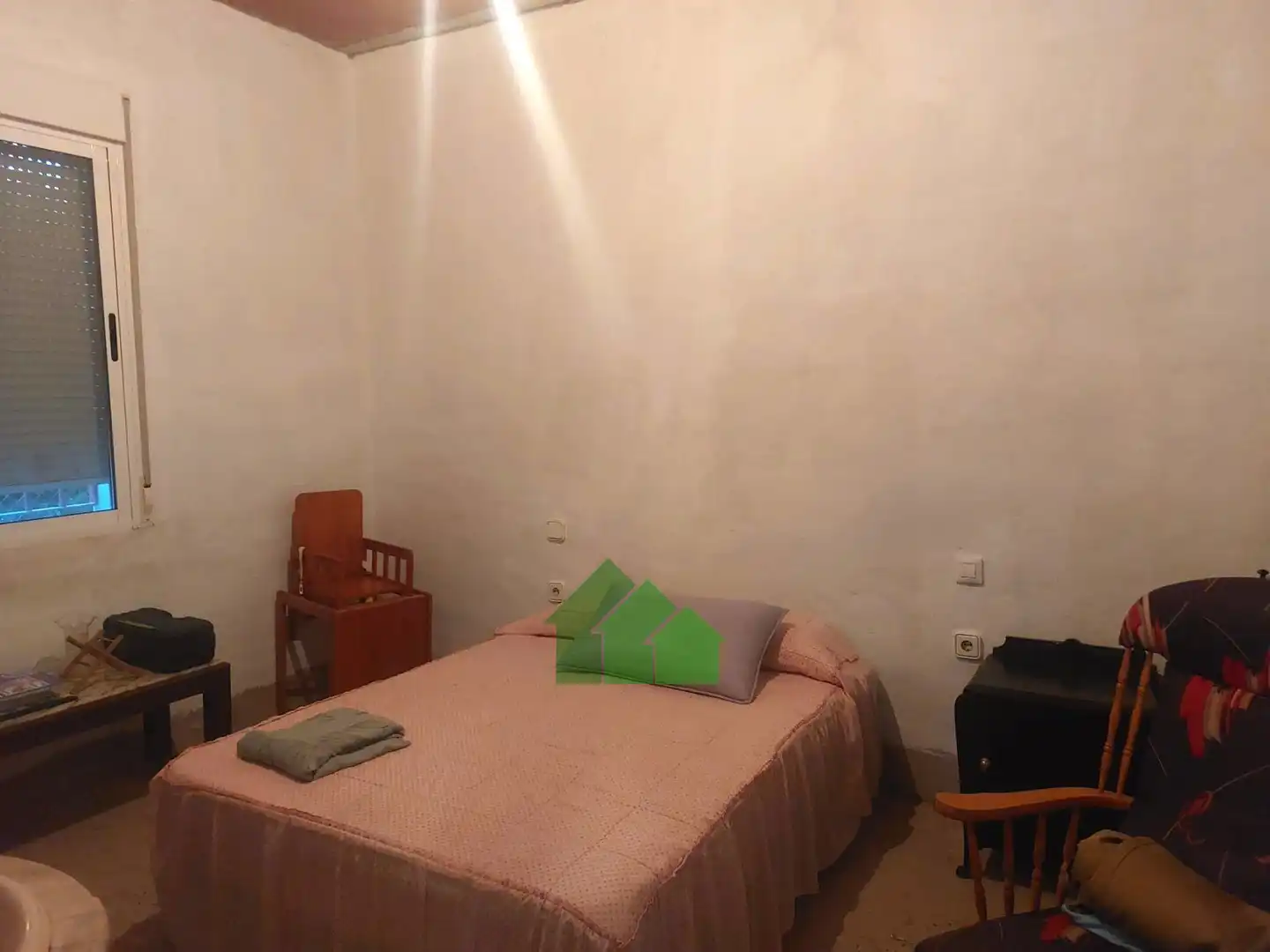 Dormitori de Casa o xalet en venda en Montijo amb Traster, Piscina i TV