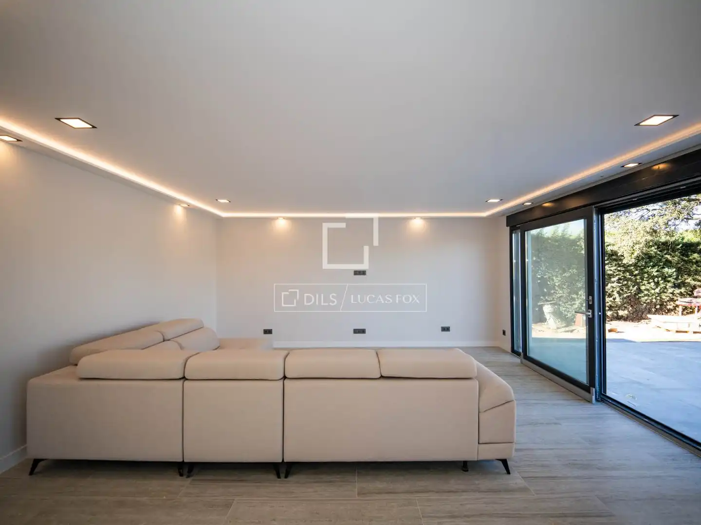 Sala d'estar de Casa o xalet de lloguer en Valdemorillo amb Aire condicionat, Calefacció i Jardí privat