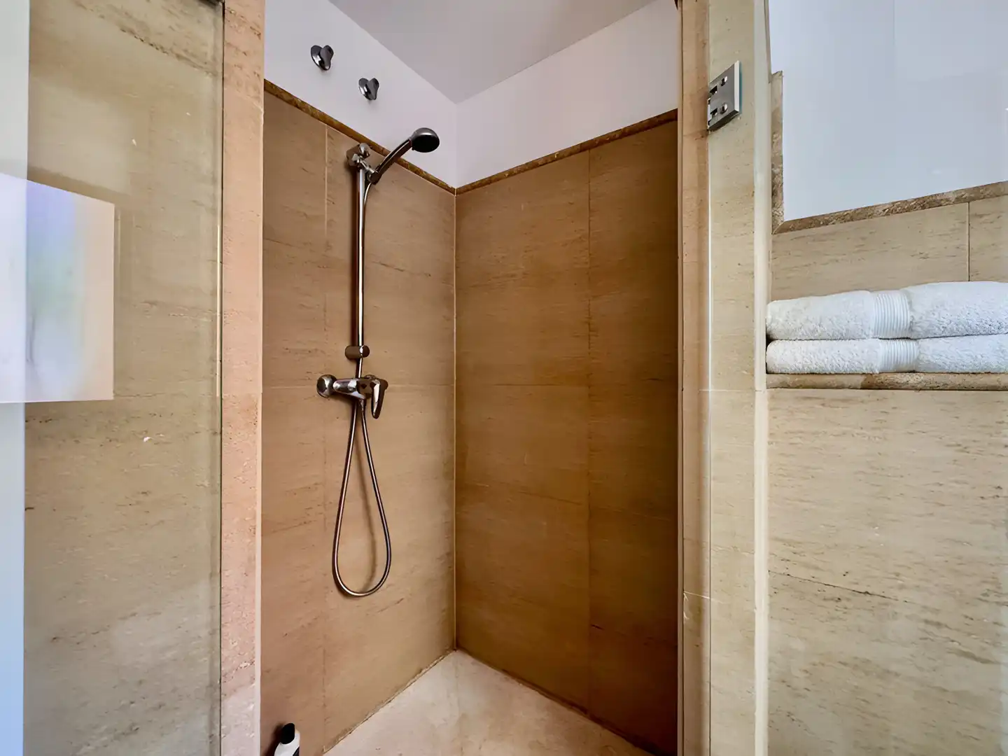 Bathroom of Ground floor for sale in Mijas  with Air Conditioner, Terrace and Storage room