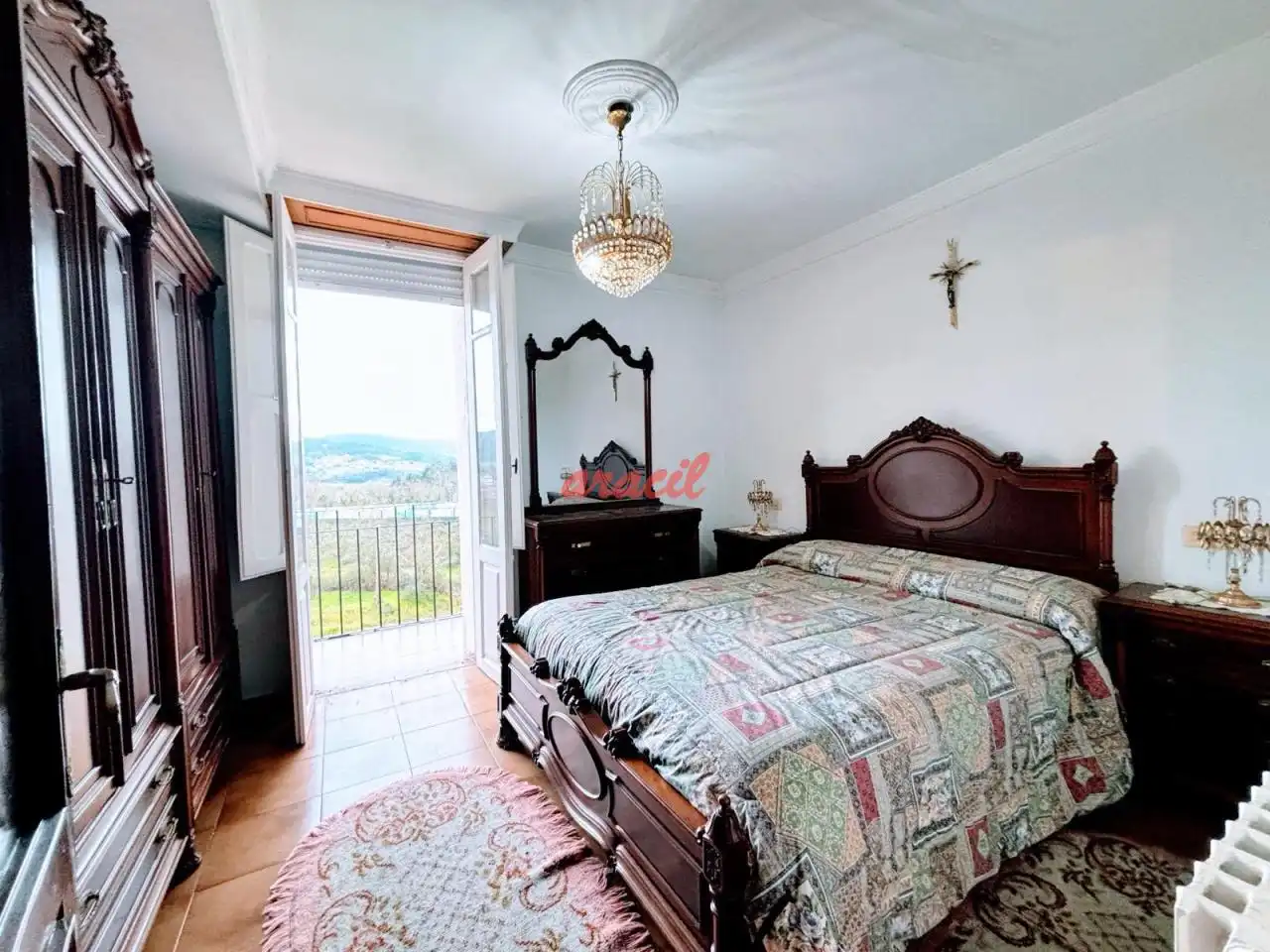 Habitación de Casa o chalet en venta en Ourense Capital  con Calefacción, Jardín privado y Terraza