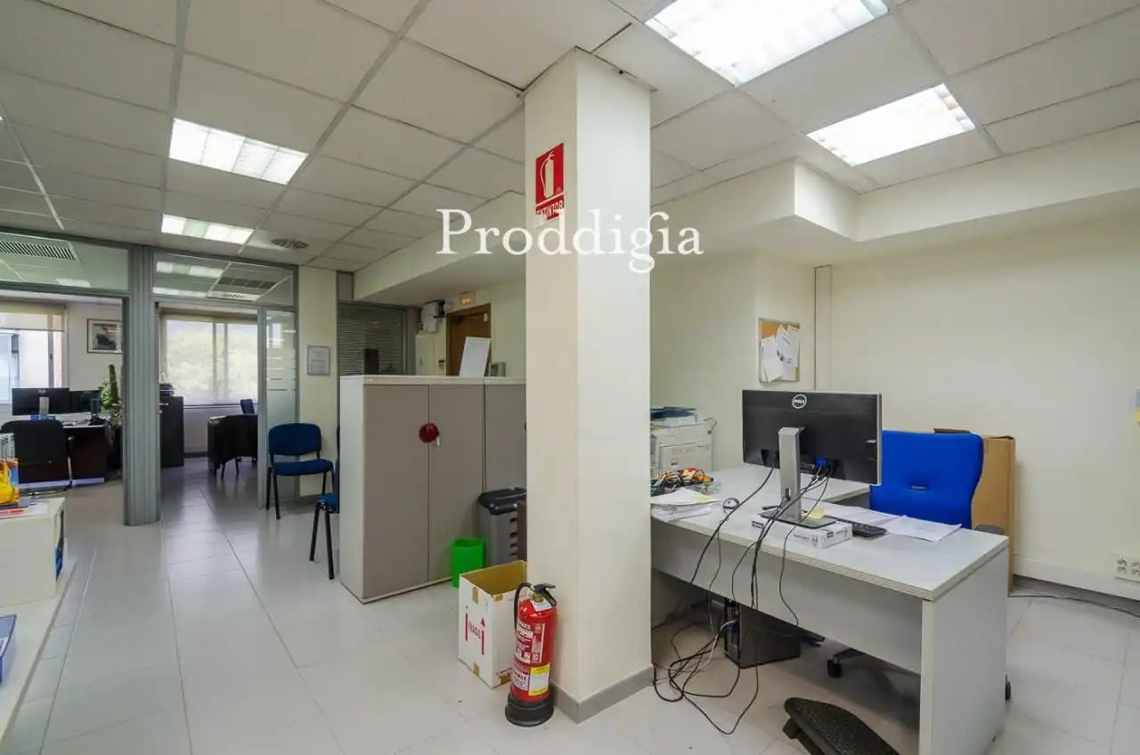 Oficina de alquiler en Barcelona con Aire acondicionado, Calefacción y Terraza