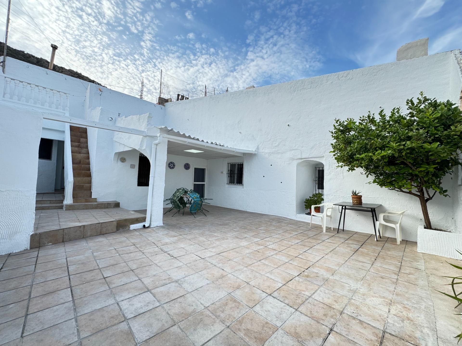 Exterior view of Country house for sale in Elda  with Terrace and Storage room
