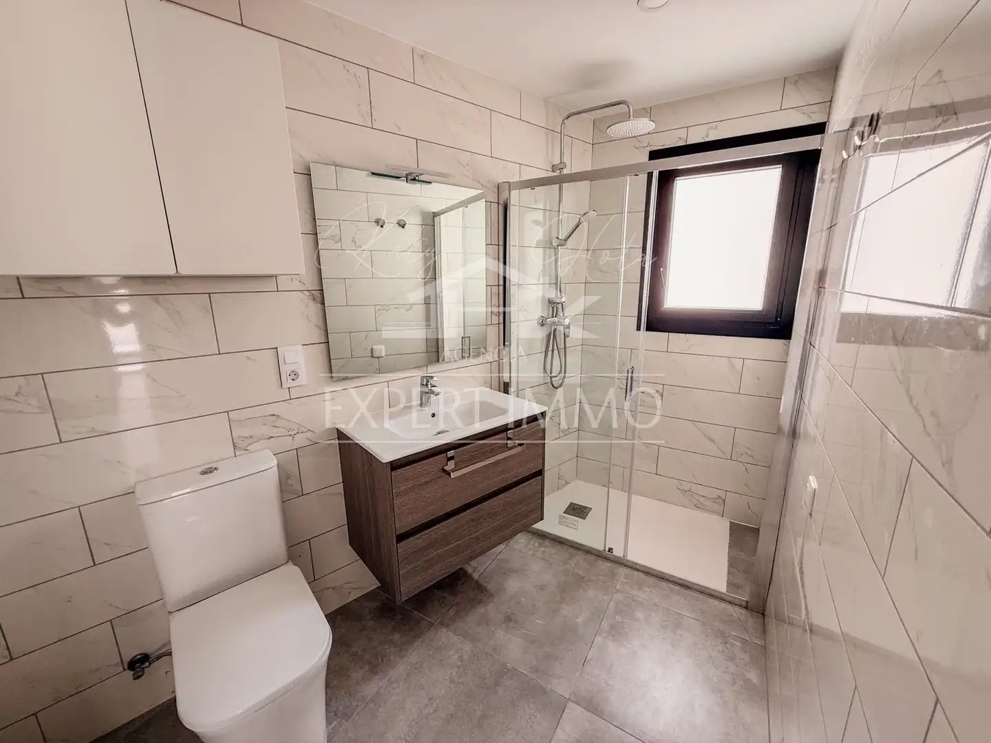 Bathroom of Apartments for sale in Roses  with Air Conditioner, Heating and Terrace