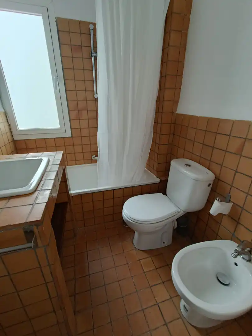 Flat for rent in Calle Alhondiga, Santa Catalina