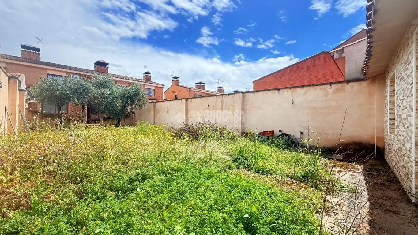 Casa adosada en venda en Portillo de Toledo amb Aire condicionat i Calefacció