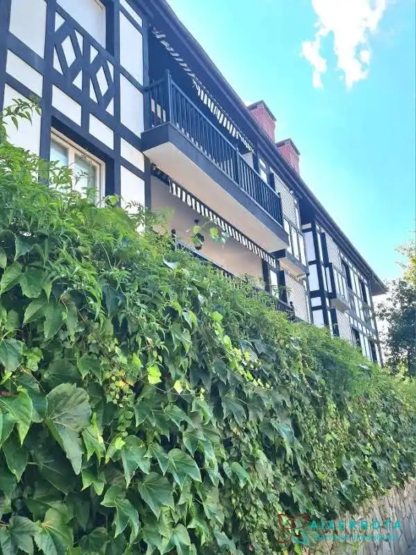 Vista exterior de Apartament de lloguer en Getxo  amb Calefacció, Terrassa i Traster