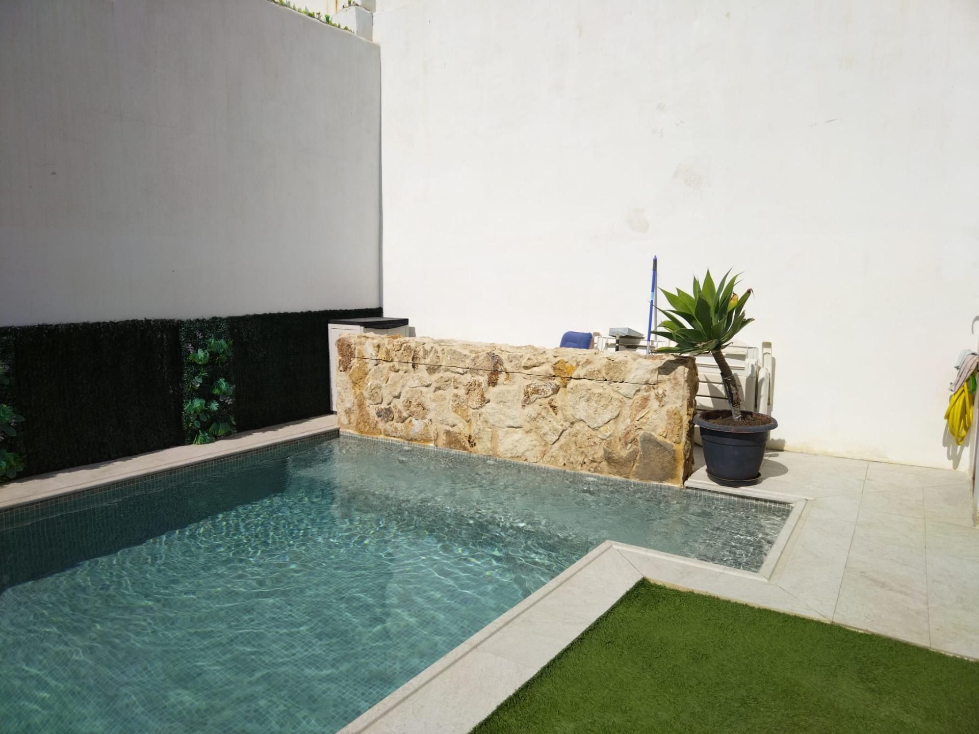 Swimming pool of Single-family semi-detached for sale in Málaga Capital  with Air Conditioner, Private garden and Terrace