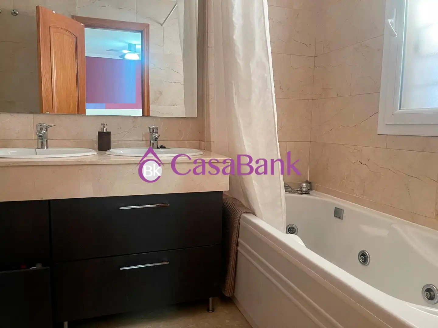 Bathroom of Houses for sale in Córdoba  with Heating, Swimming Pool and Furnished