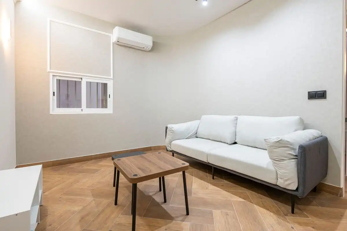 Wohnzimmer von Loft zum Verkauf in Madrid mit Klimaanlage, Heizung und Möbliert