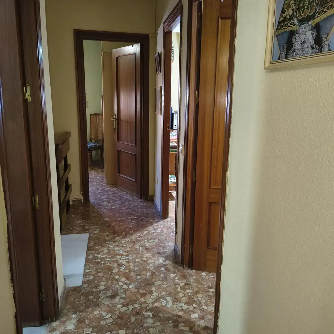 Casa o xalet en venda en Linares amb Aire condicionat i Balcó
