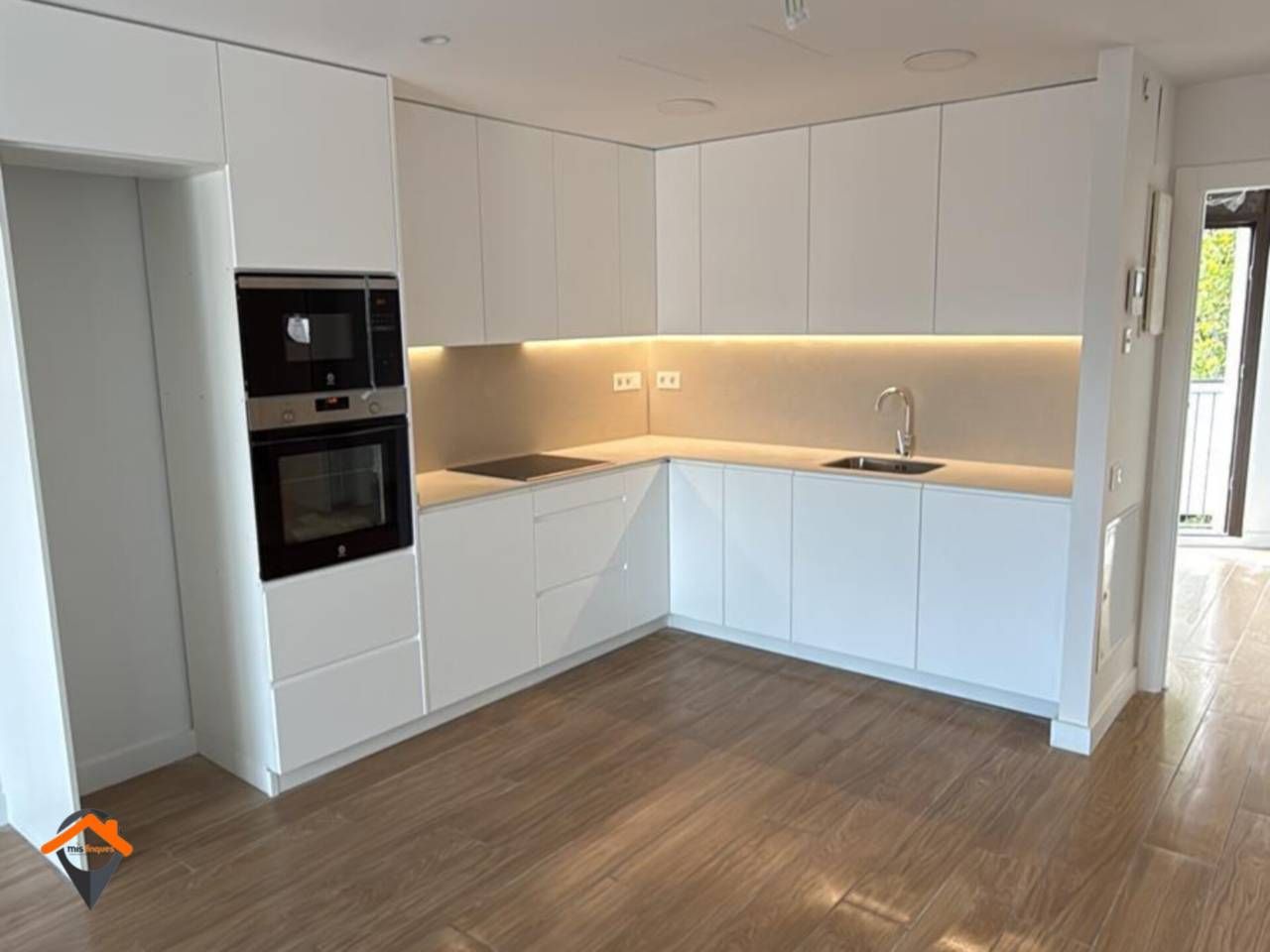 Cuina de Pis en venda en Sabadell amb Aire condicionat, Calefacció i Terrassa