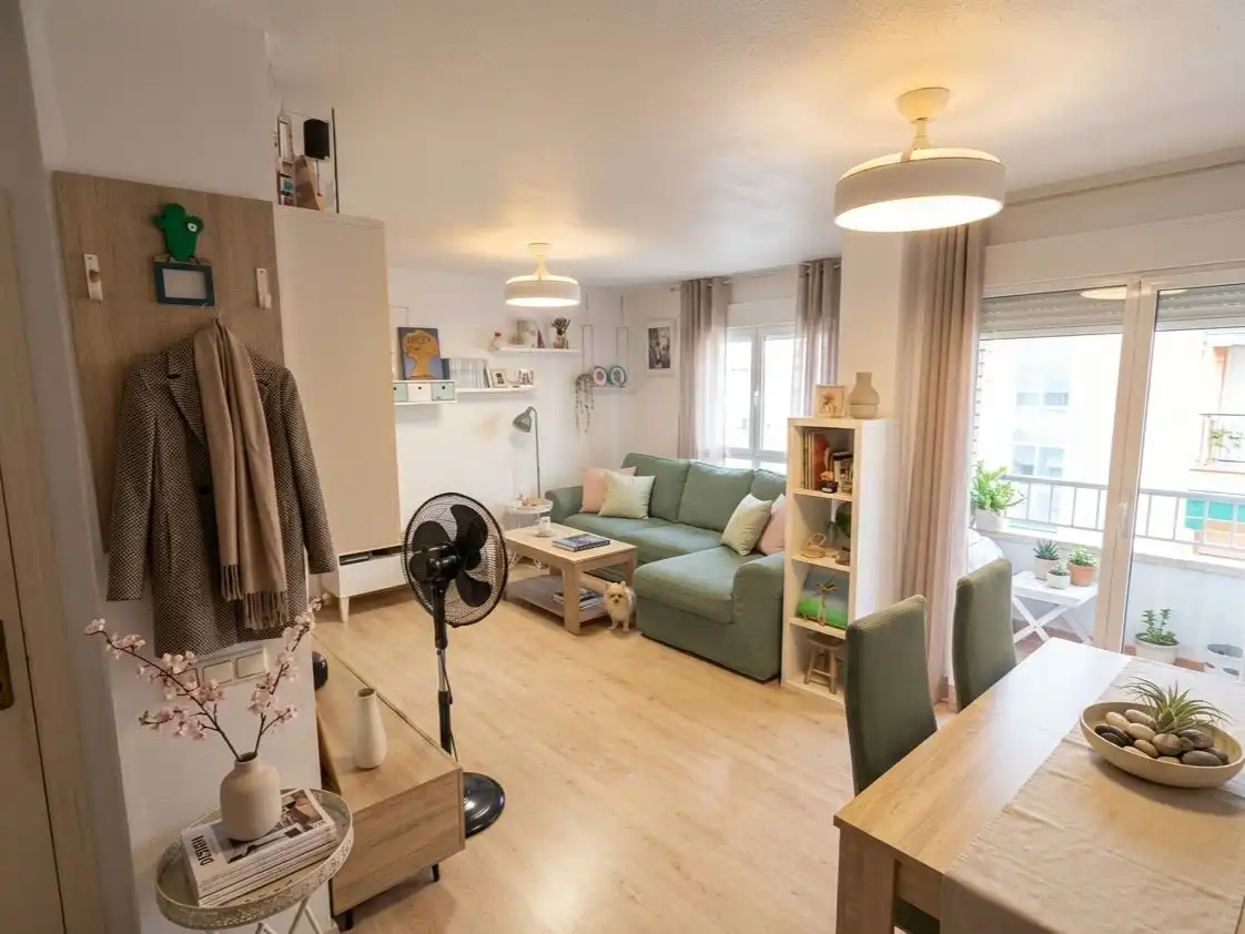 Wohnzimmer von Wohnung zum Verkauf in Torrevieja mit Balkon