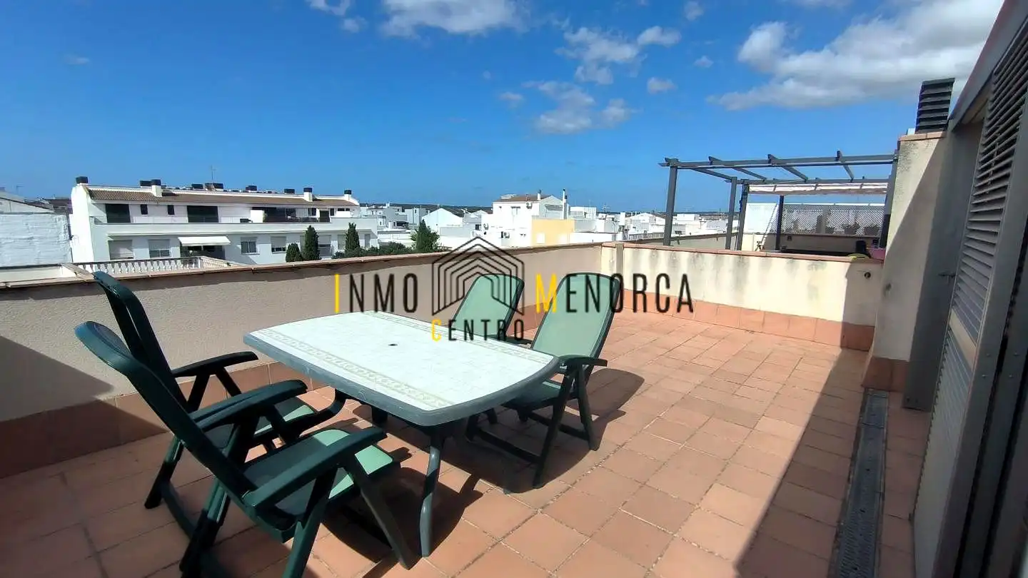 Vista exterior de Piso en venta en Ciutadella de Menorca con Aire acondicionado, Calefacción y Terraza