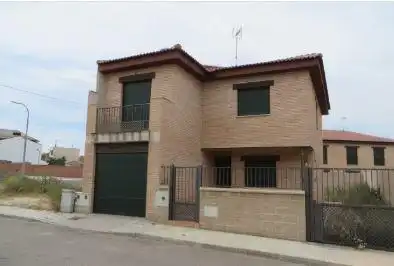 Adosado en venta en Mora