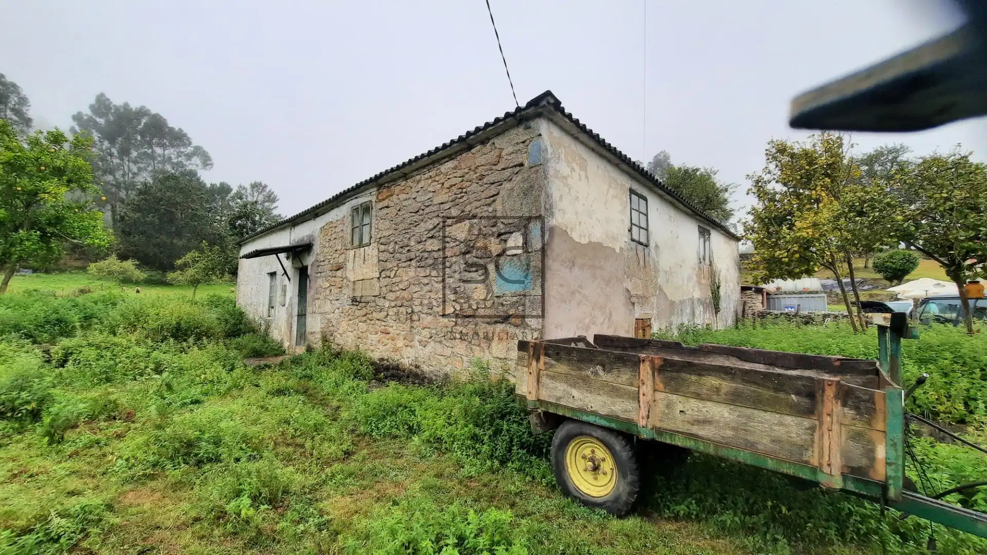 Vista exterior de Finca rústica en venda en Ferrol amb Jardí privat