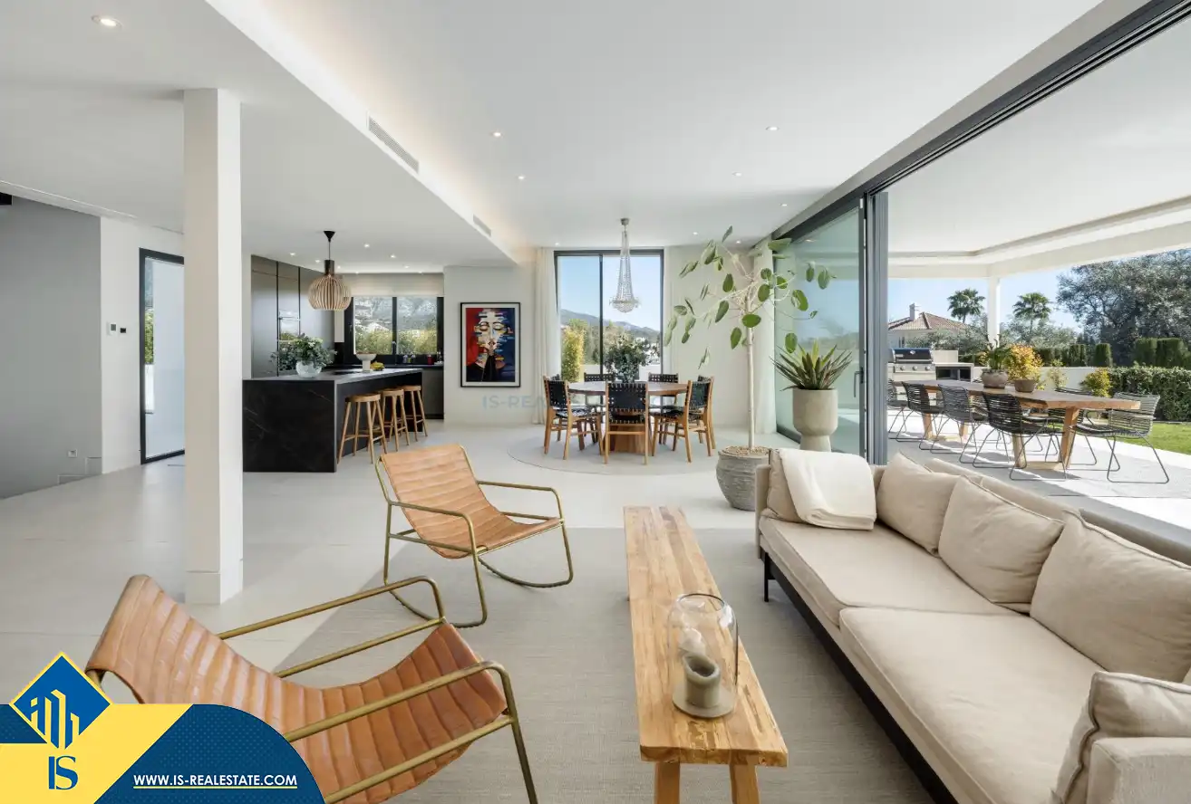 Villa con piscina in vendita a Nueva Andalucía, imagen 4