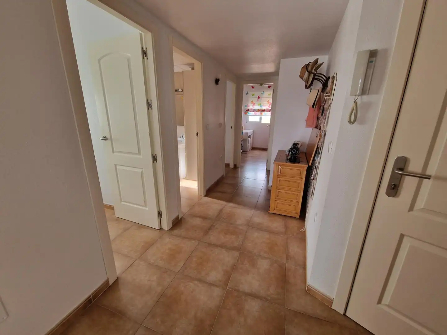 Flat with terrace for sale in Calarreona, imagen 5