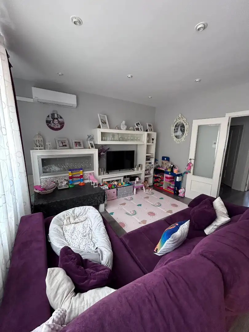 Sala de estar de Casa adosada en venta en Campo de Criptana con Aire acondicionado, Calefacción y Trastero