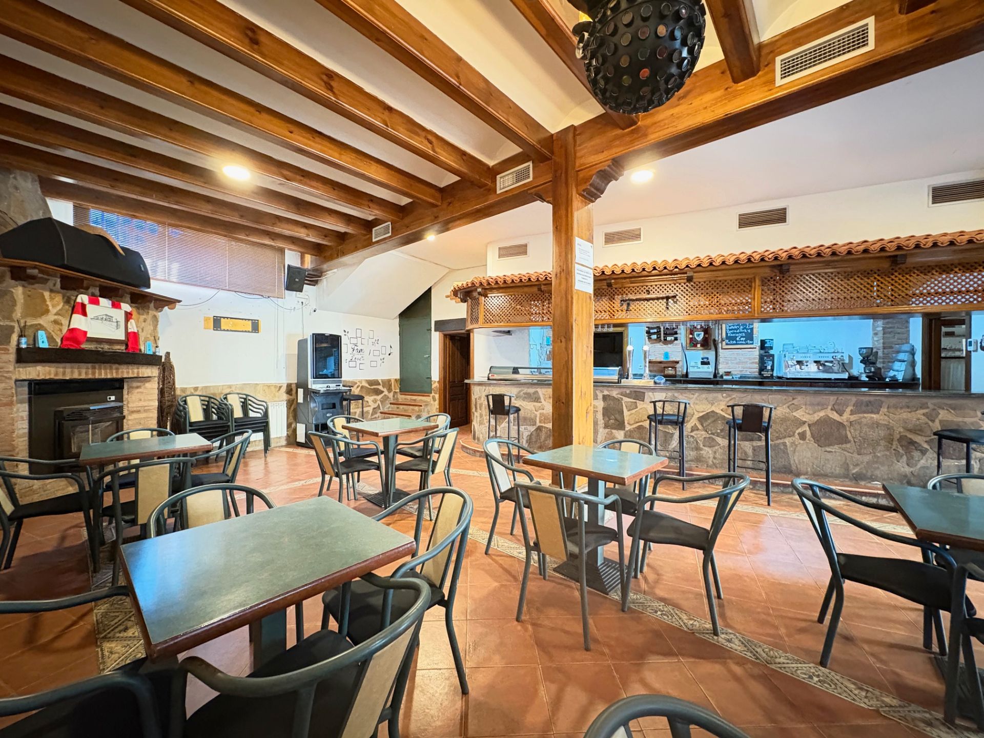 Premises for sale in Tudelilla  with Air Conditioner, Heating and Terrace