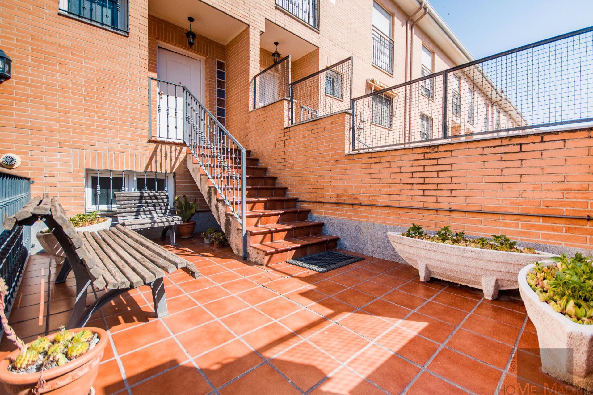 Terrassa de Casa adosada en venda en Colmenar Viejo amb Calefacció, Parquet i Terrassa