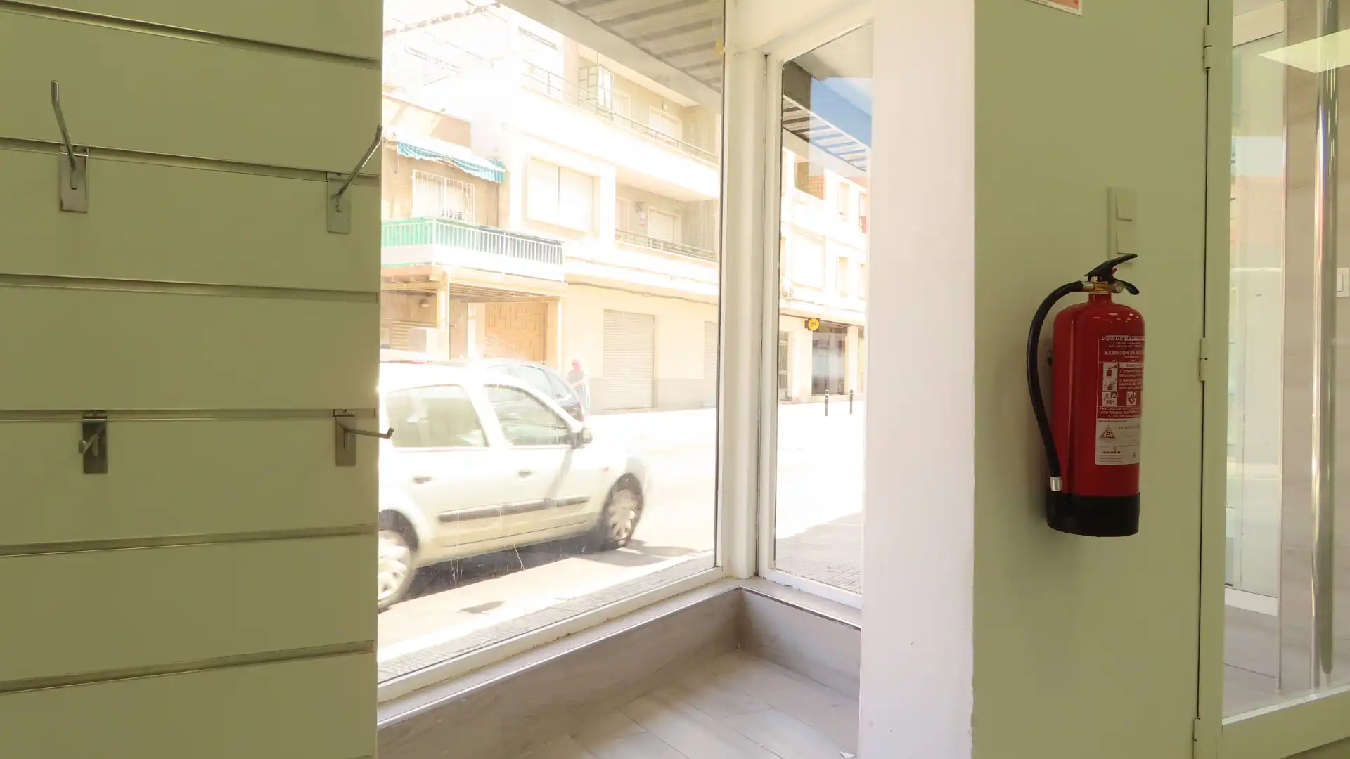 Commercial properties for rent in Cartagena  with Air Conditioner and Heating