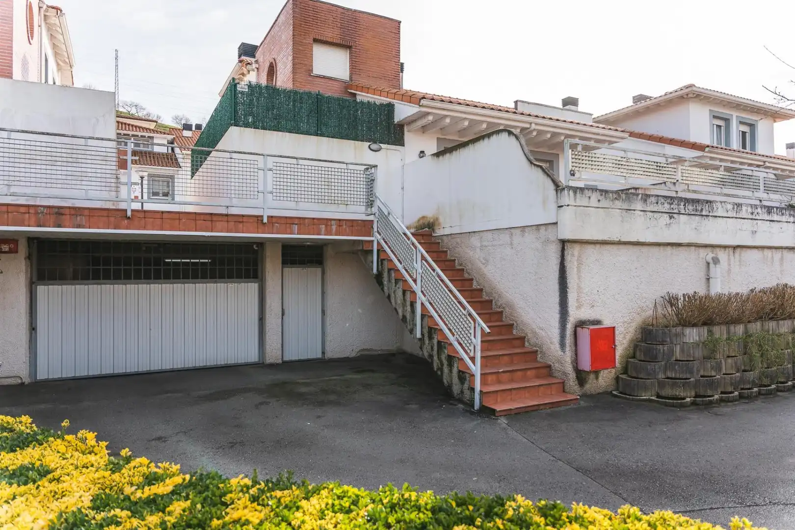 Garage zum Verkauf in SAN SALVADOR, Heras - Santiago -San Salvador