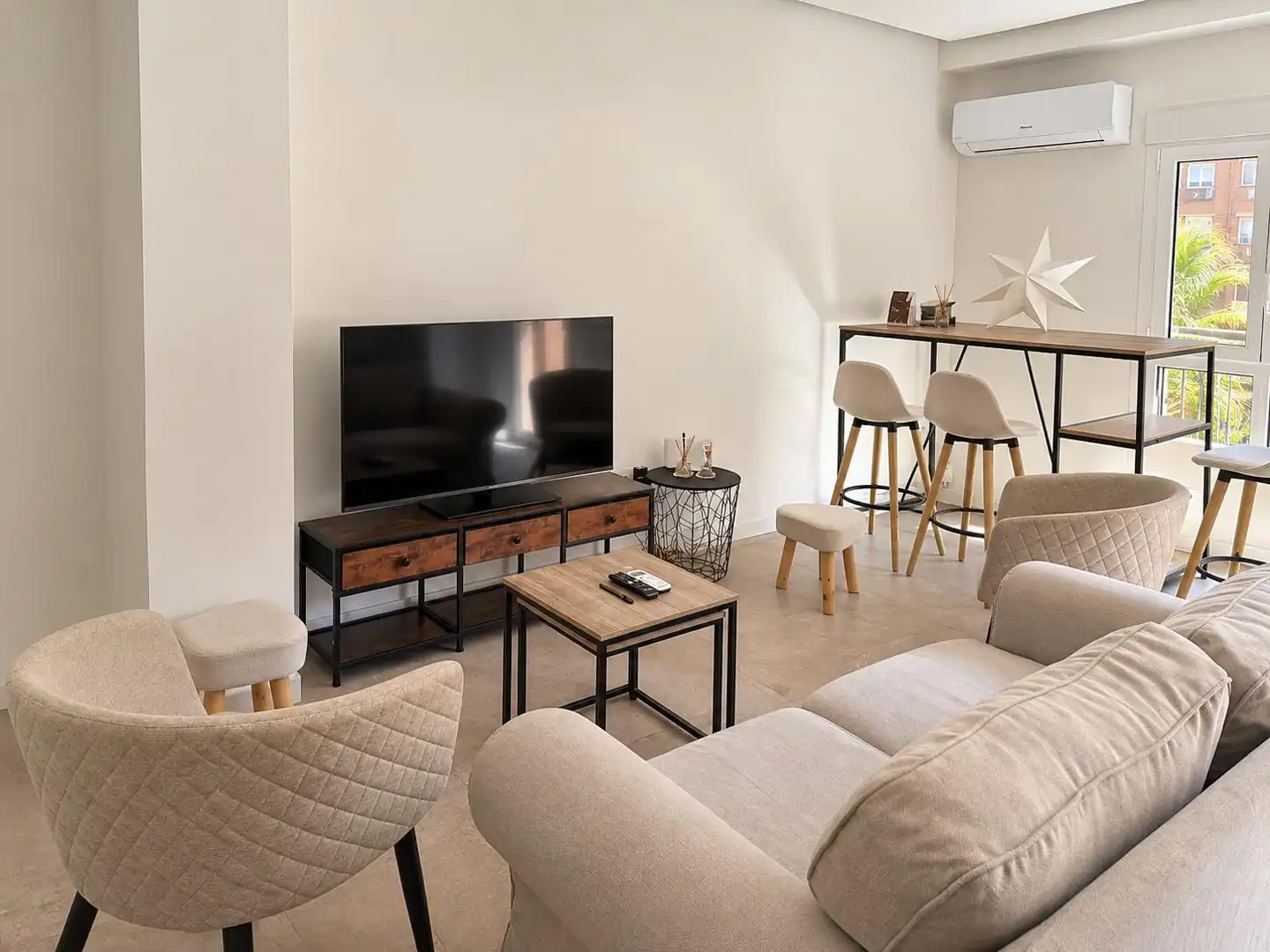 Flat for rent in PERIS Y VALERO, Russafa