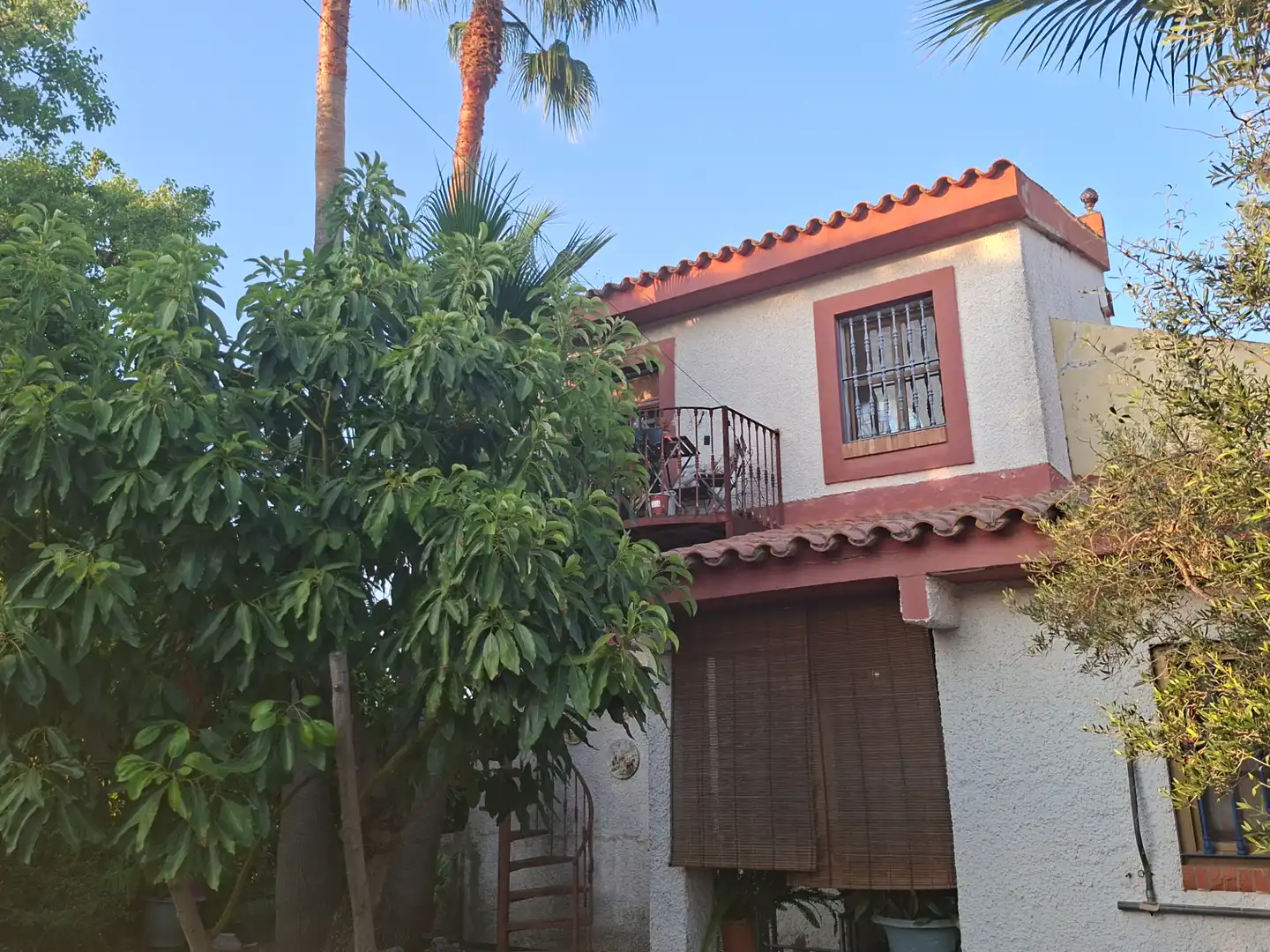 Exterior view of Houses for sale in Espartinas  with Air Conditioner, Heating and Private garden