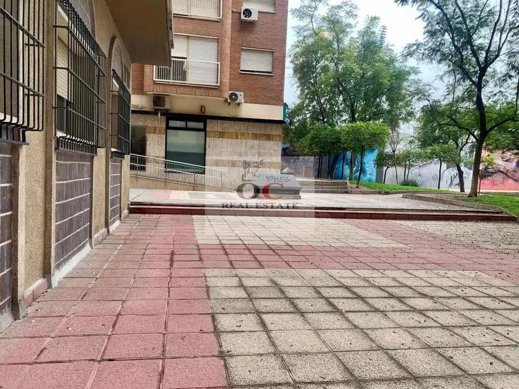 Local comercial en venda a Calle Olof Palme, imagen 10