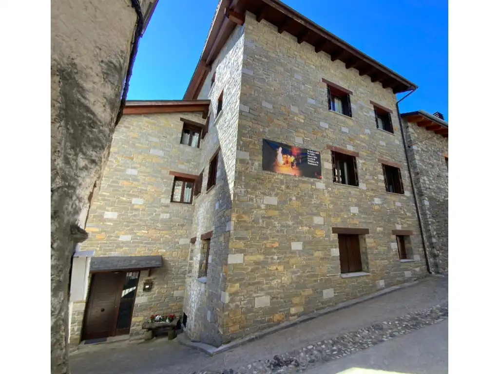 Vista exterior de Apartamento en venta en Sahún con Balcón