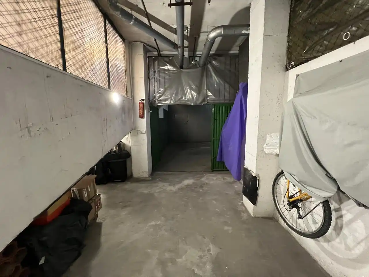 Garaje en venta en Nueva Andalucía