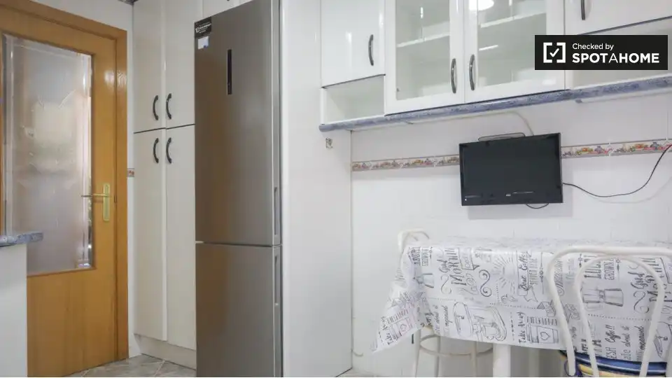 Habitació a Valdebernardo - Valderribas