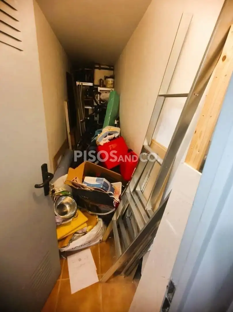 Pis en venda en Arteixo amb Terrassa i Traster