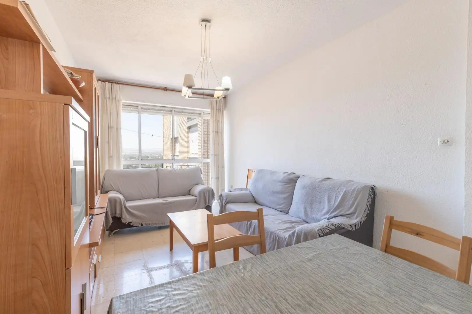 Living room of Flat for sale in Granada  with Heating and Balcony