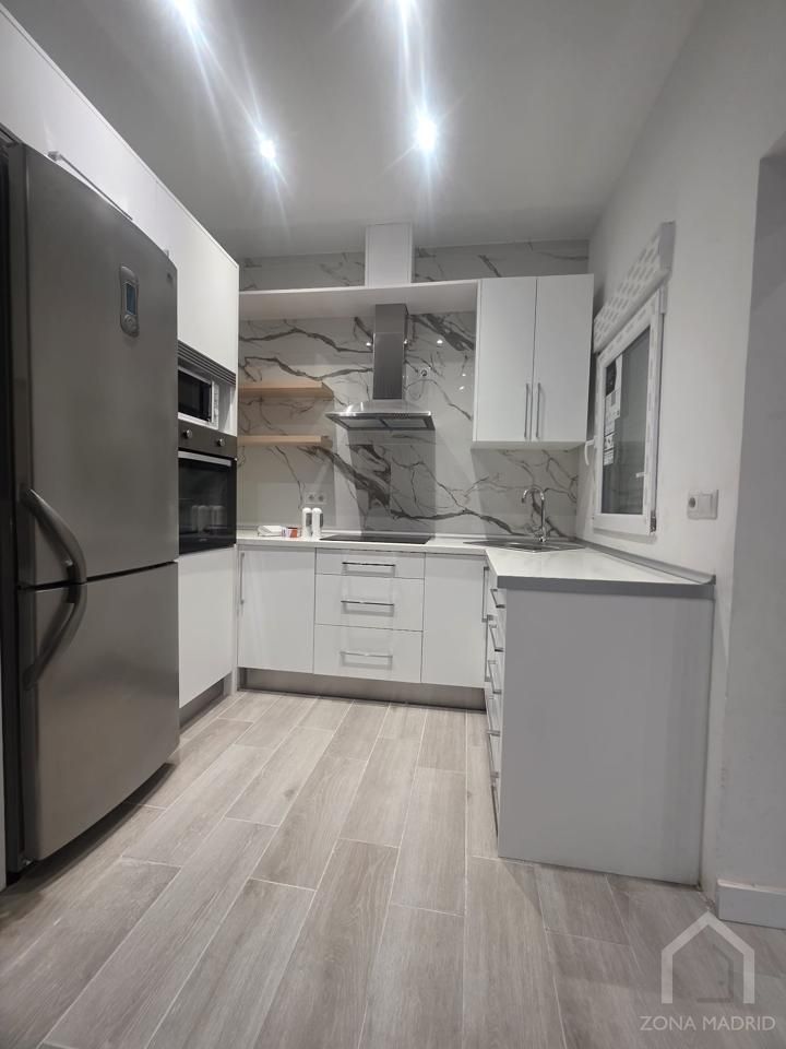 Cuina de Planta baixa en venda en  Madrid Capital